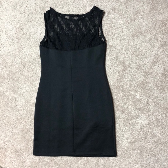 👗Black Mini Bodycon Dress, EUC! - Picture 5 of 7